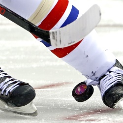 What is the NHL Puck Line & How to Bet It